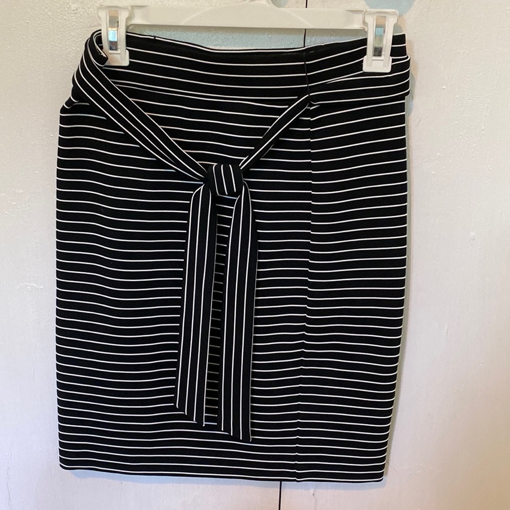 Striped pencil skirt